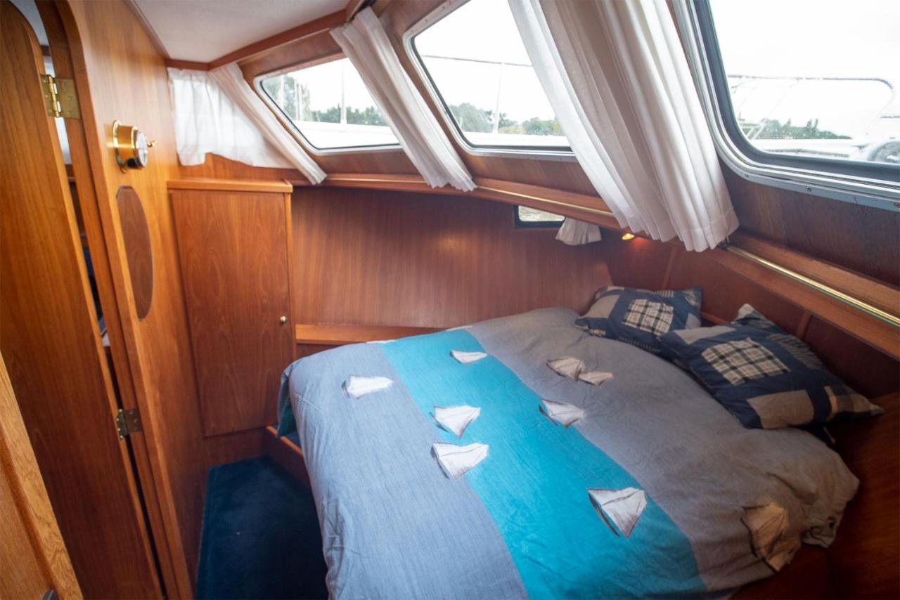 Hotel Vedette Hollandaise De 13 M Pour Sejour Insolite Nivillac Esterno foto