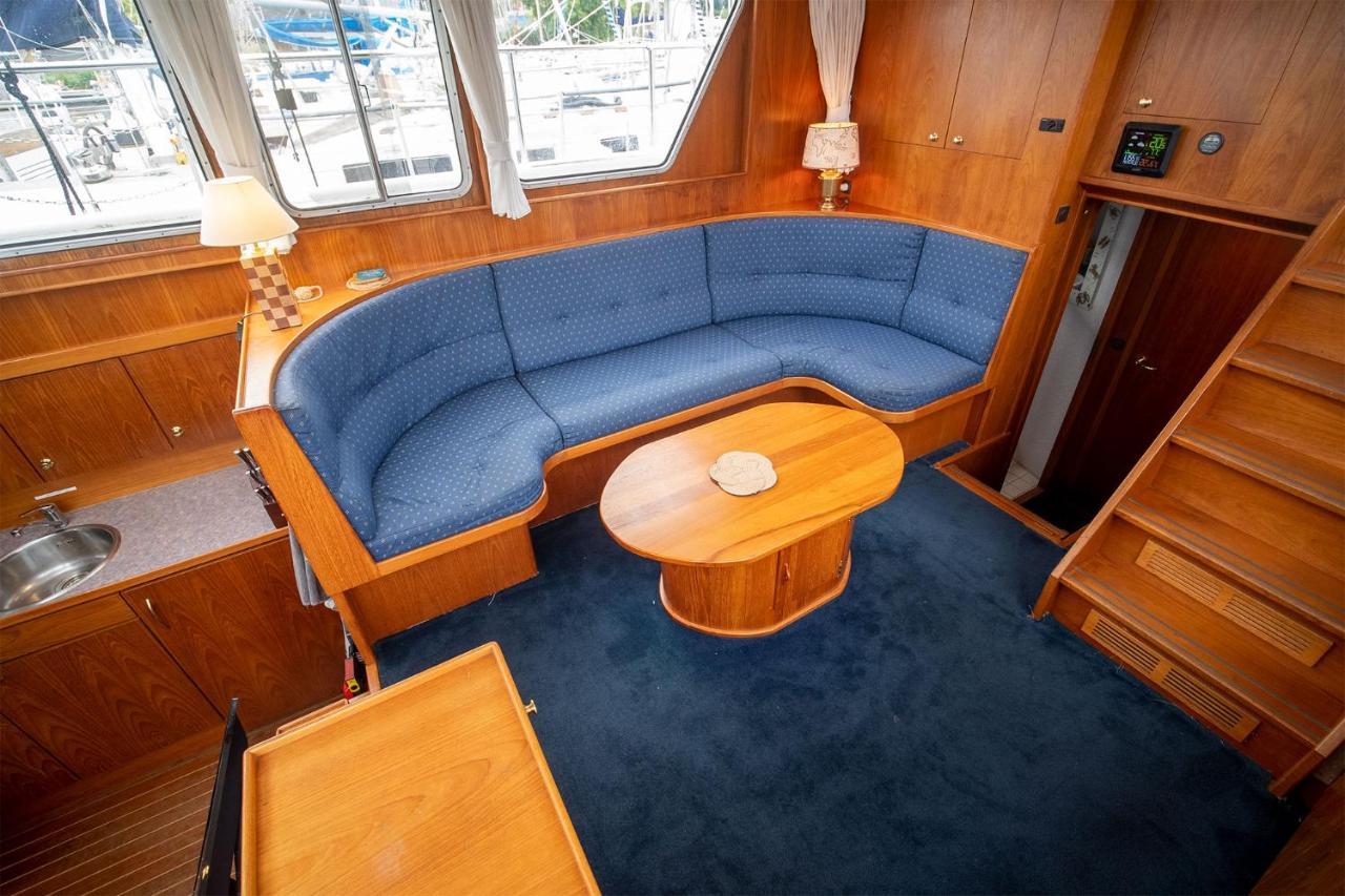 Hotel Vedette Hollandaise De 13 M Pour Sejour Insolite Nivillac Esterno foto